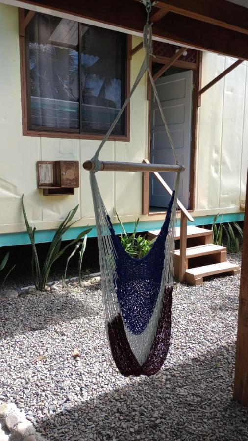 Container House Cahuita Hotel Bagian luar foto